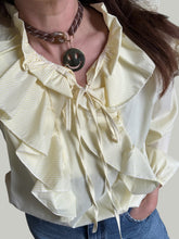 Afbeelding in Gallery-weergave laden, Blouse lente geel
