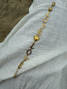 Love armband