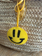 Afbeelding in Gallery-weergave laden, Tassen hanger smiley geel
