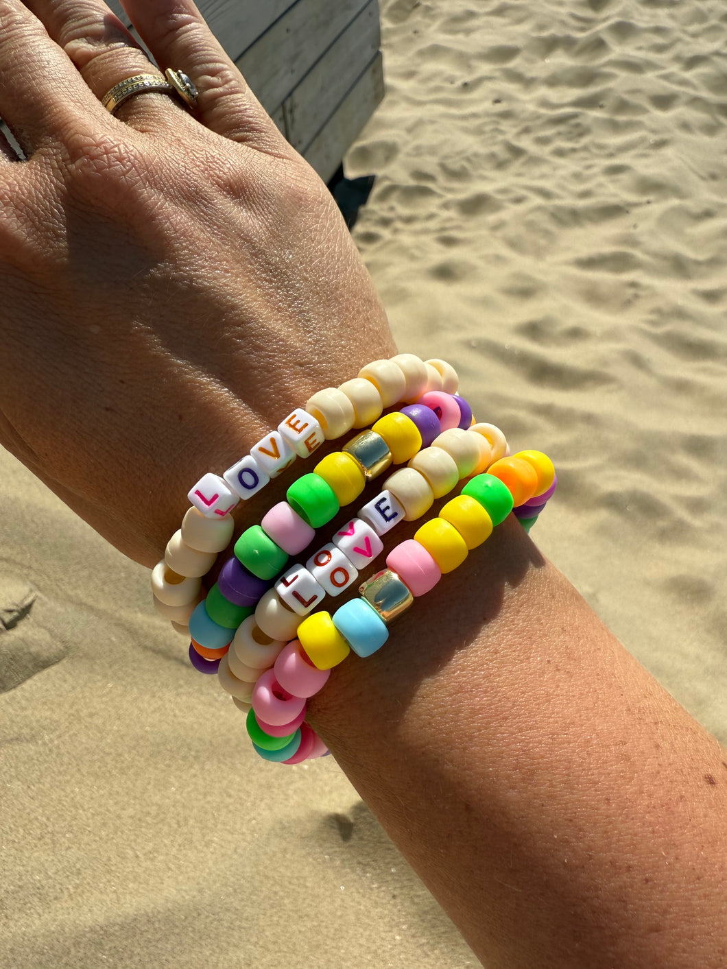 Setje Style Girl multi color 4 armbanden