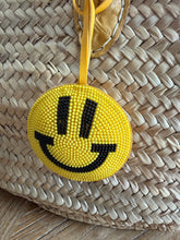 Afbeelding in Gallery-weergave laden, Tassen hanger smiley geel
