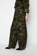 Afbeelding in Gallery-weergave laden, Army Jeans
