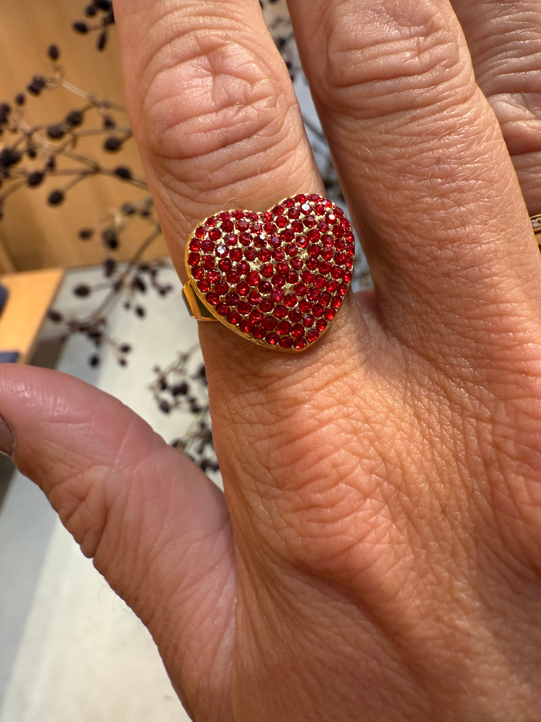 RING glam red heart