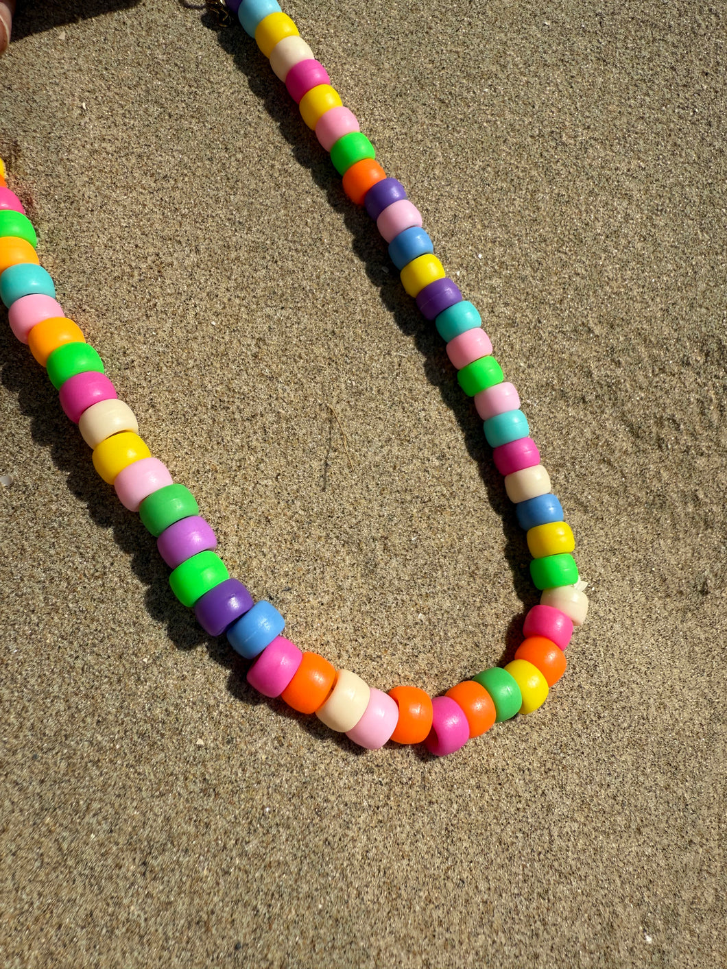 Multi color ketting hot