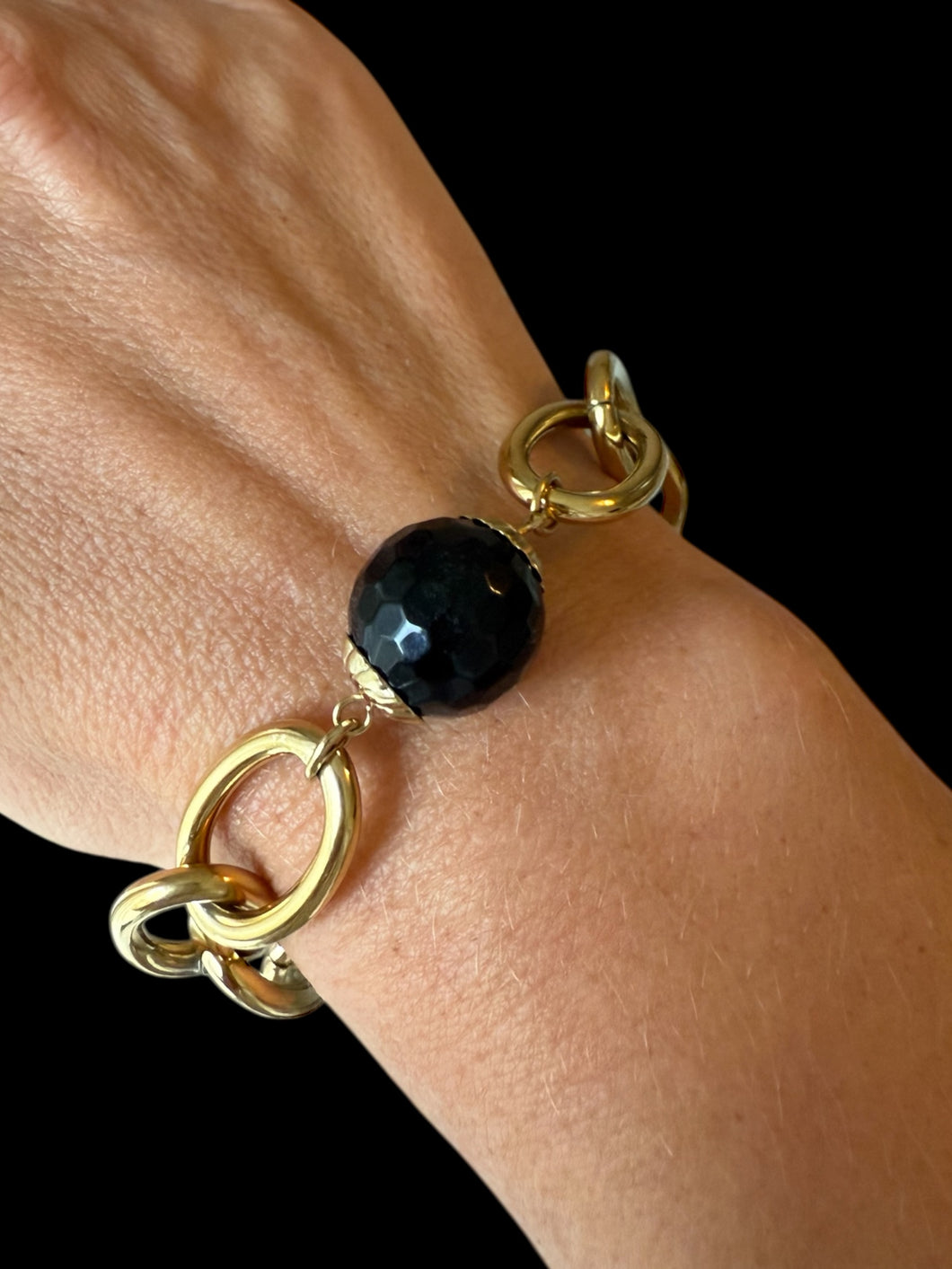 Schakel armband zwarte bol