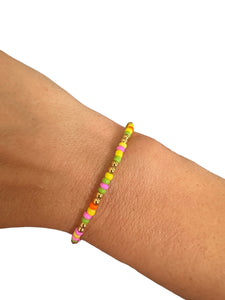 Armbandje geel multi