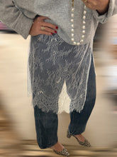 Afbeelding in Gallery-weergave laden, Women&#39;s Bandana
