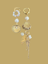Afbeelding in Gallery-weergave laden, Oorbellen natural pearl
