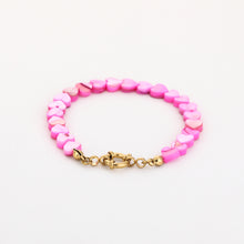 Afbeelding in Gallery-weergave laden, Zomerarmband hartjes roze
