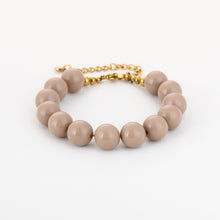 Afbeelding in Gallery-weergave laden, Kauwgomballen armband met slotje
