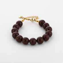 Afbeelding in Gallery-weergave laden, Kauwgomballen armband met slotje
