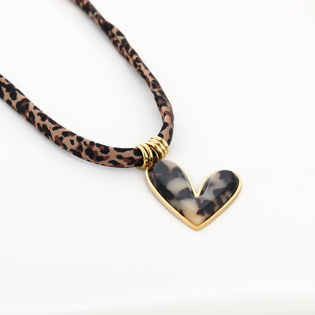 Luipaard ketting met hartje
